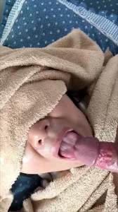 射阿姨嘴里